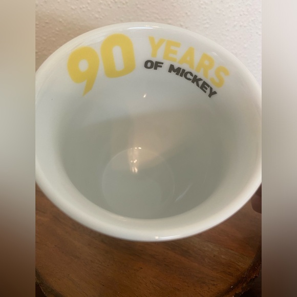 Disney 90 Years of Mickey mug from Jerry Leigh New - Picture 3 of 4